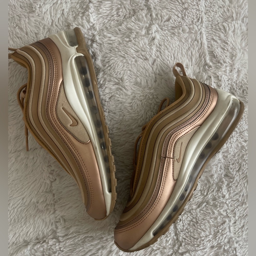 Air Max 97 rose gold rare find